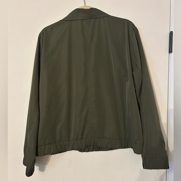 Green Nine West bomber jacket with silver details. Size XL - Picture 2 of 3